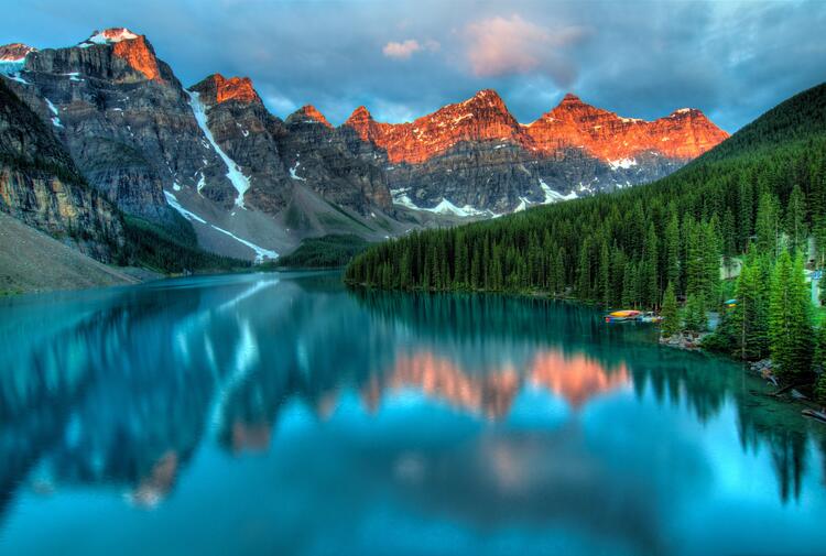 example-mountainlake.jpg example-mountainlake.jpg
